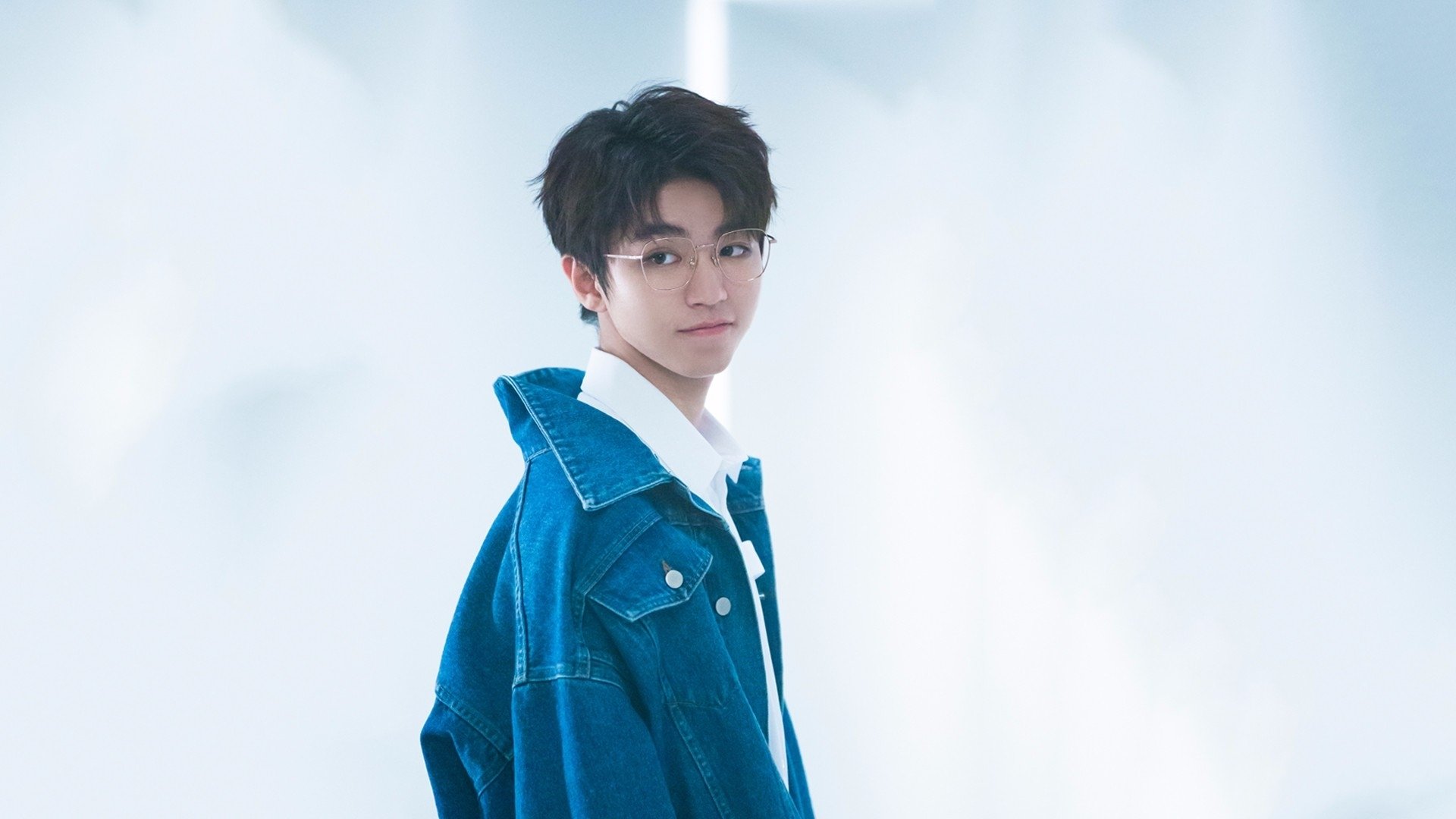 开云网页-利物浦与巴黎圣日耳曼战平，出线悬念增强，利物浦和巴黎